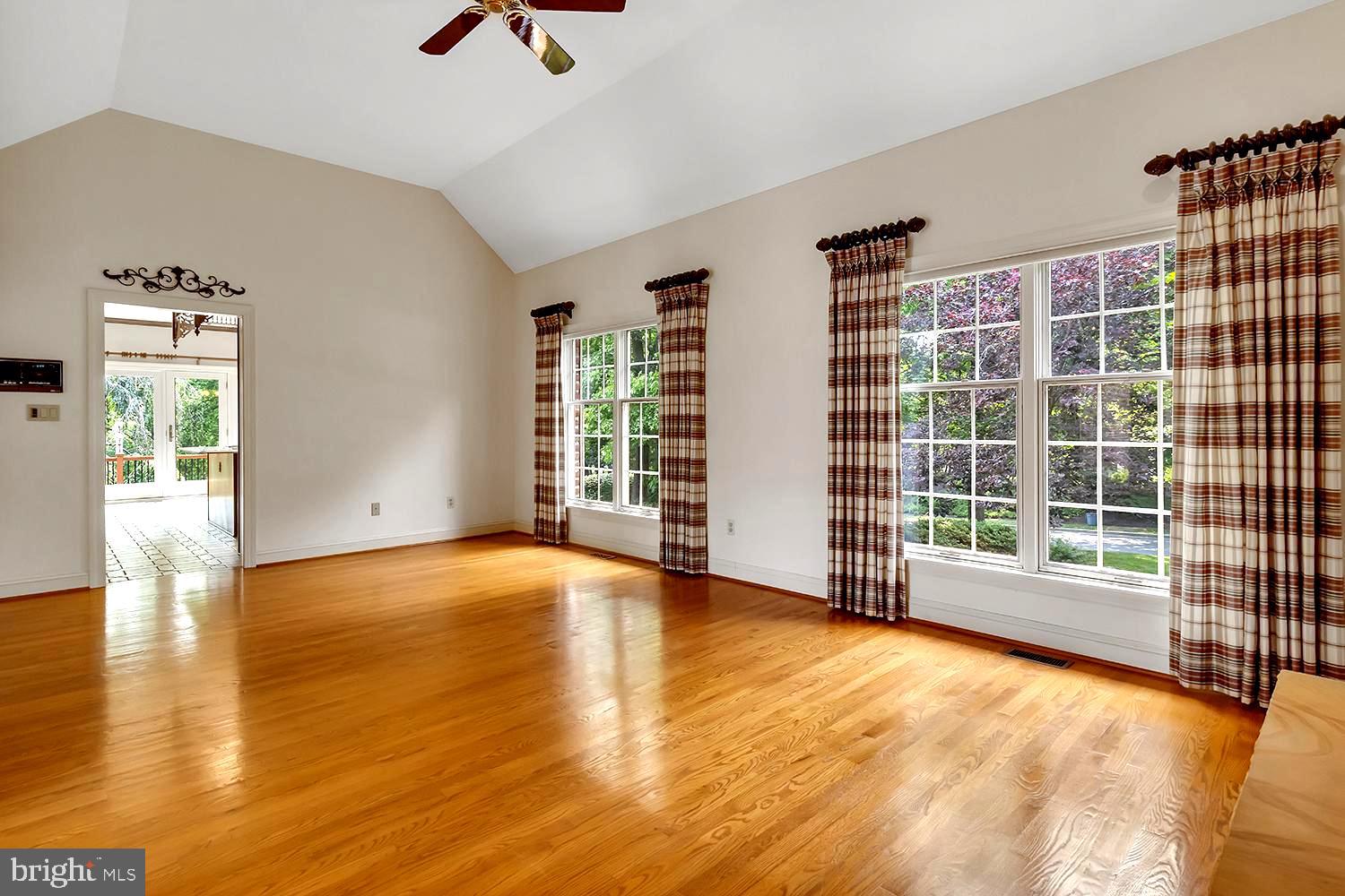 1070 South River Landing Road Edgewater, MD 21037 - Photo 28 of 64 Designer Ceiling Fan Breezes Throughout