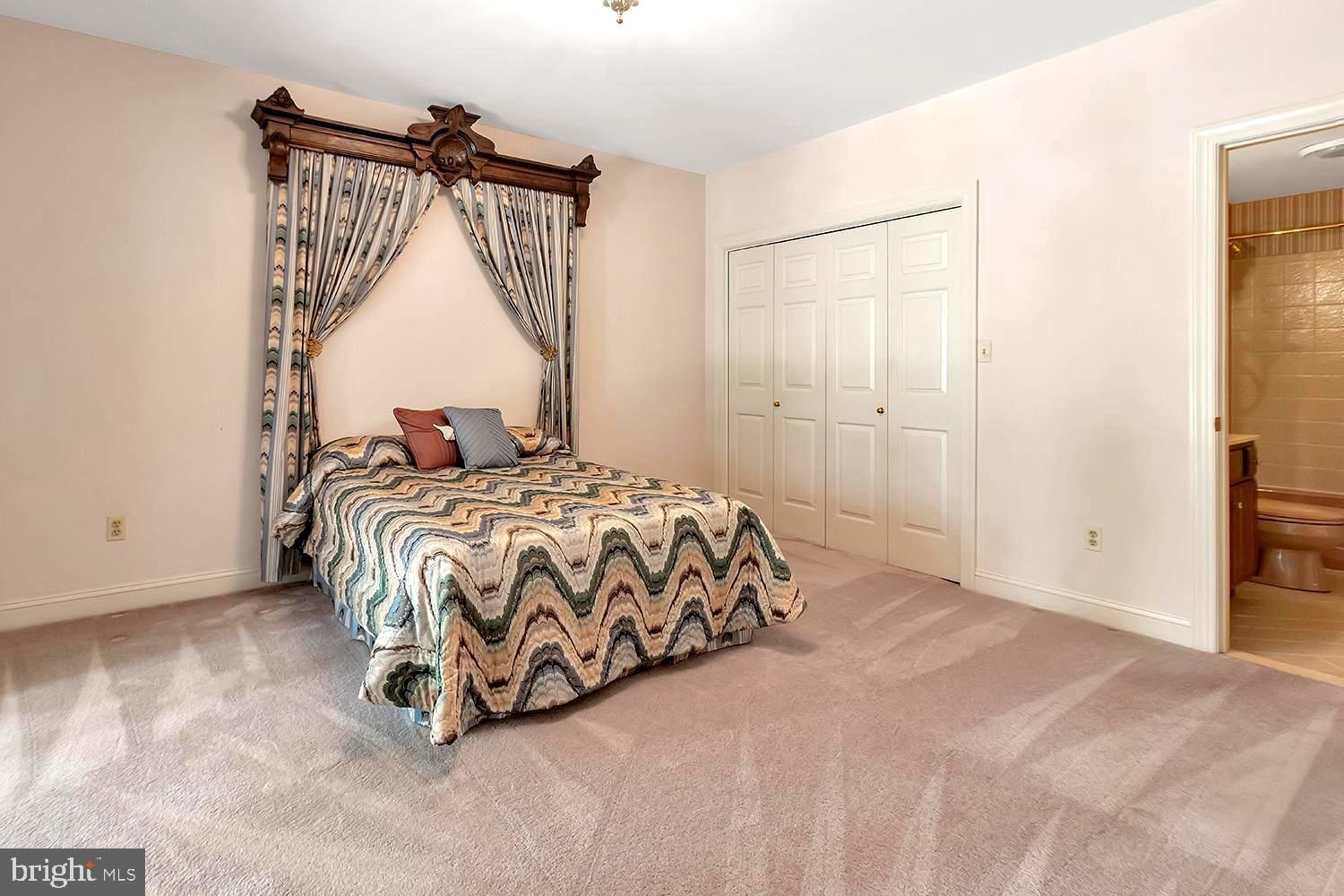 1070 South River Landing Road Edgewater, MD 21037 - Photo 51 of 64 2nd Lower Bedroom with Patio & Bath!