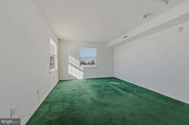 $290,000 | 1880 Congressional Village Drive, Unit 8304, Middletown, DE 19709