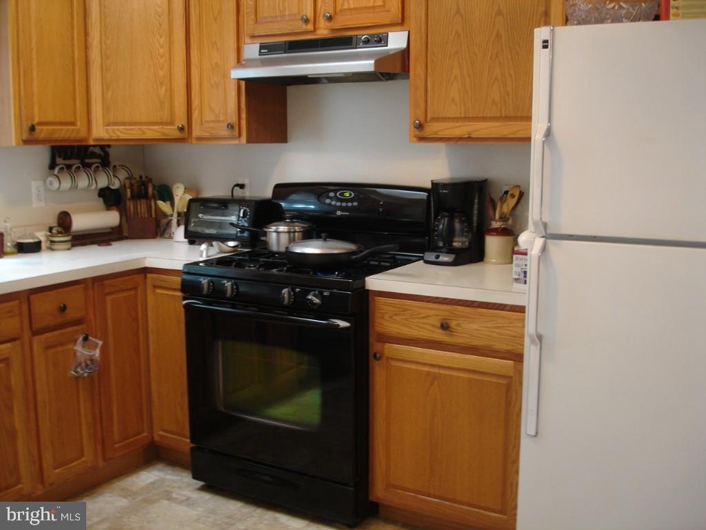 396 Yeoman Road Manahawkin, NJ 08050 - Photo 11 of 34 Gallery Image 11