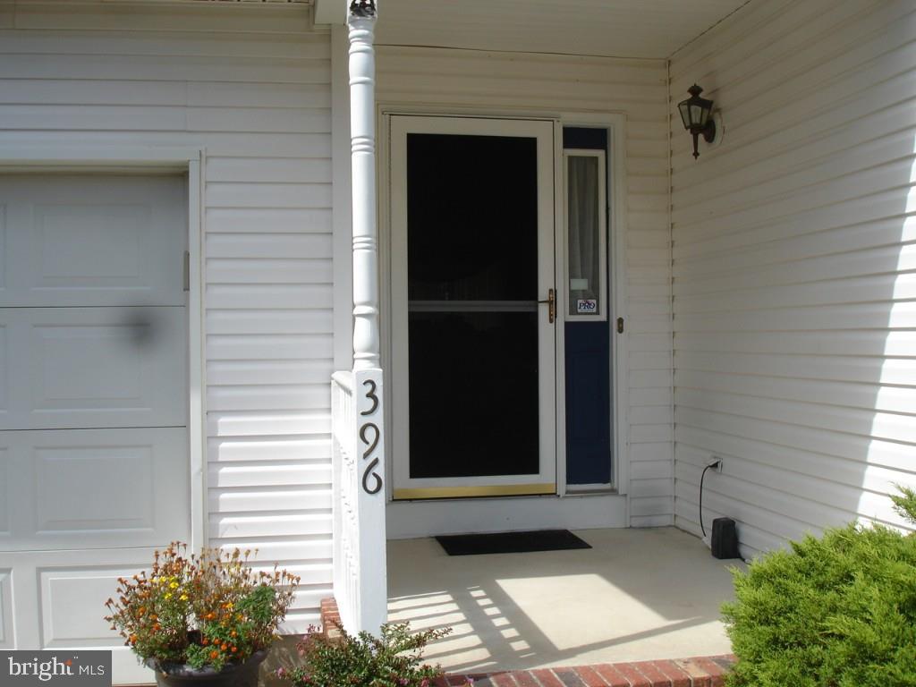 396 Yeoman Road Manahawkin, NJ 08050 - Photo 4 of 34 Gallery Image 4