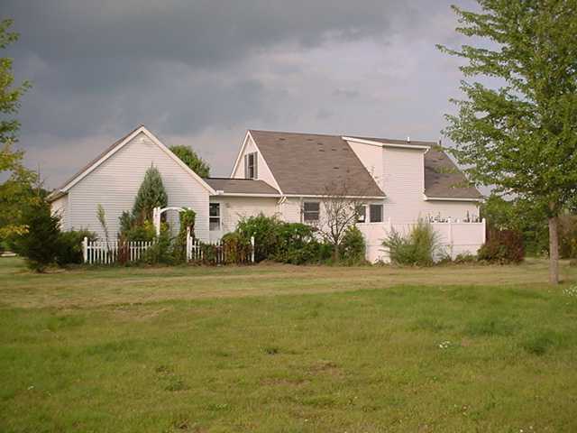 4210 Lock Road Centerburg, OH 43011 - Photo 3 of 14 Gallery Image 3