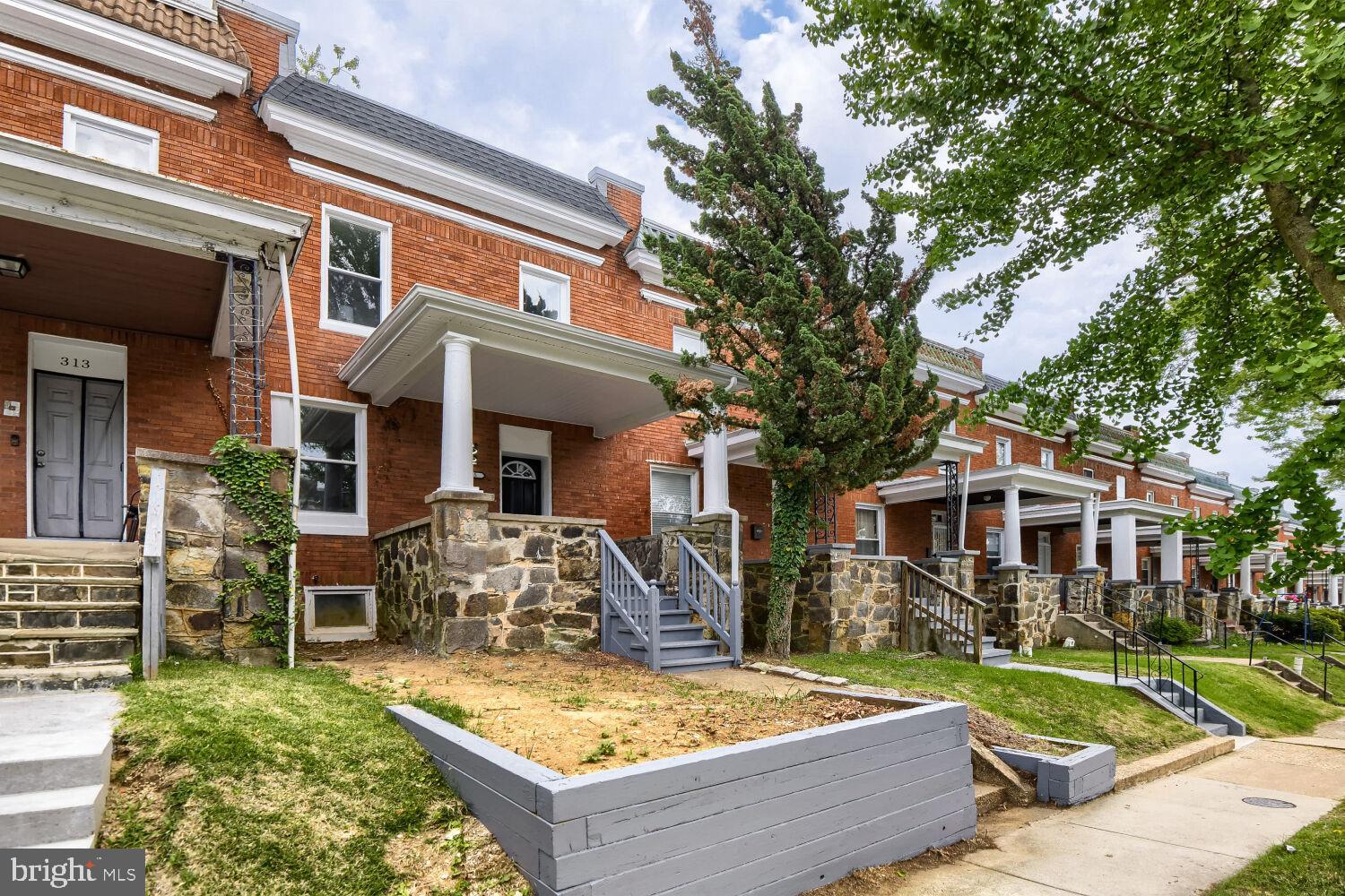 315 Marydell Road Baltimore, MD 21229 - Photo 2 of 17 Gallery Image 2