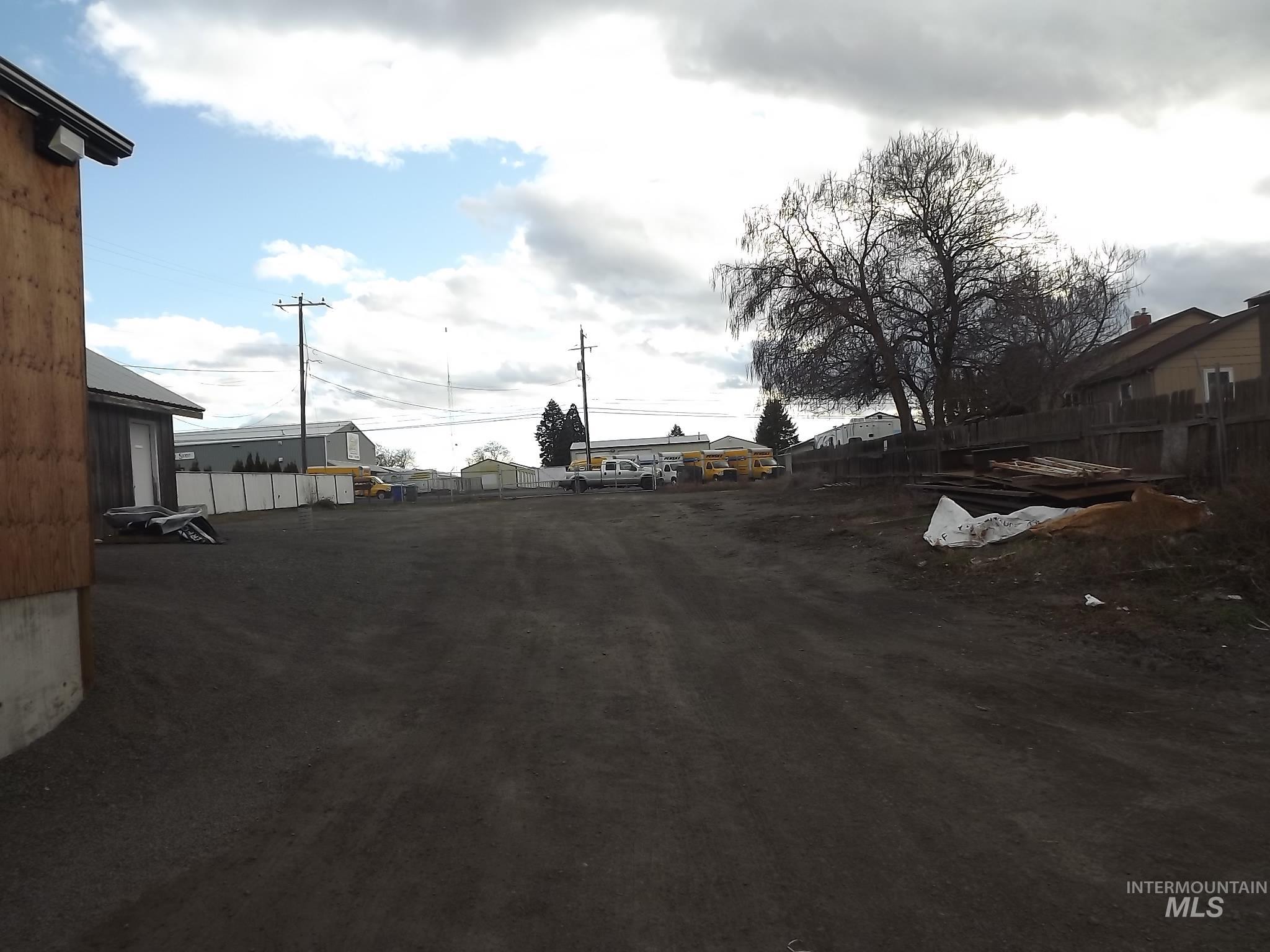 1415 Ripon Avenue Lewiston, ID 83501 - Photo 4 of 36