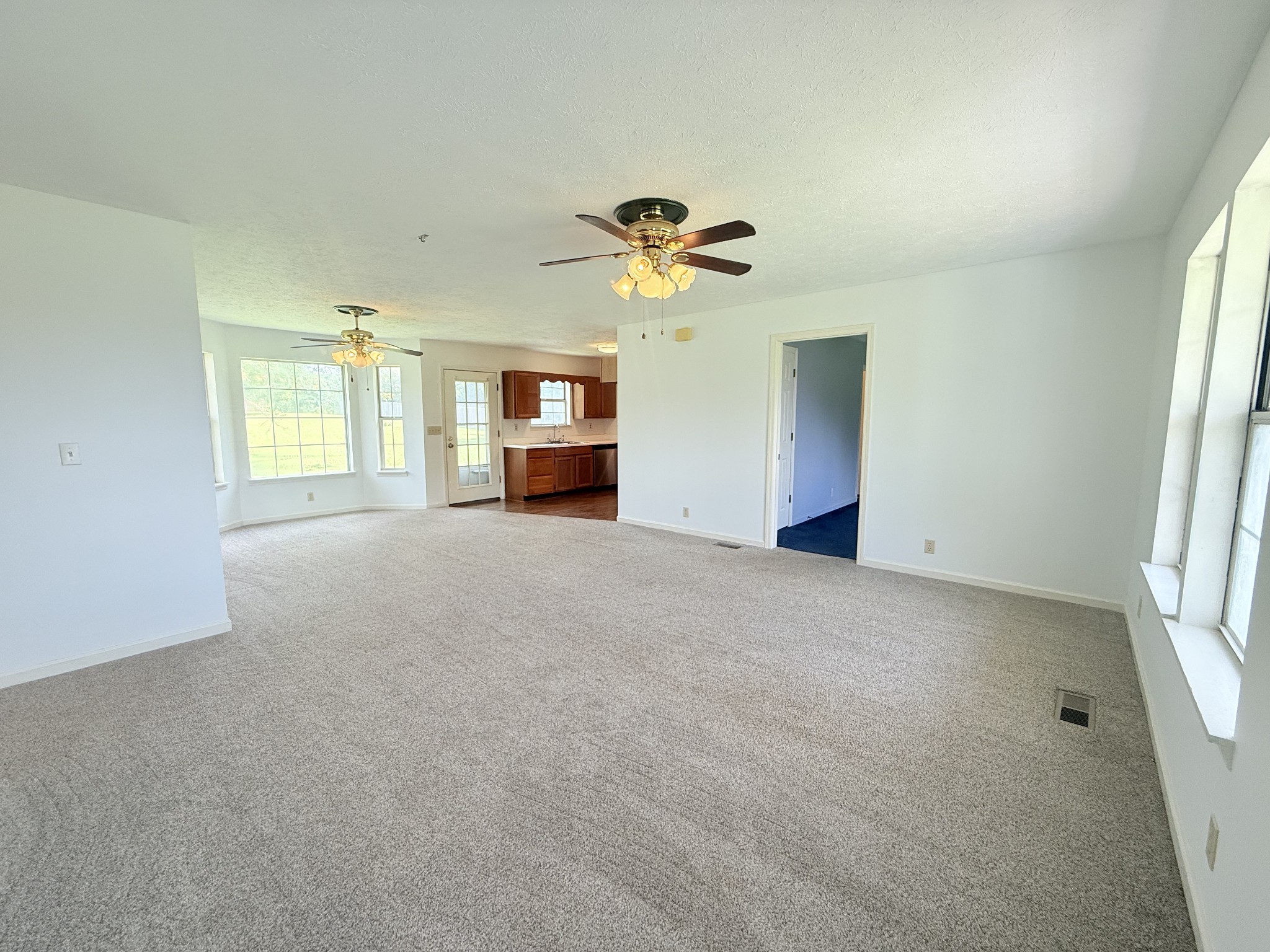 2515 Africa Road Lebanon, TN 37087 - Photo 4 of 21 Gallery Image 4