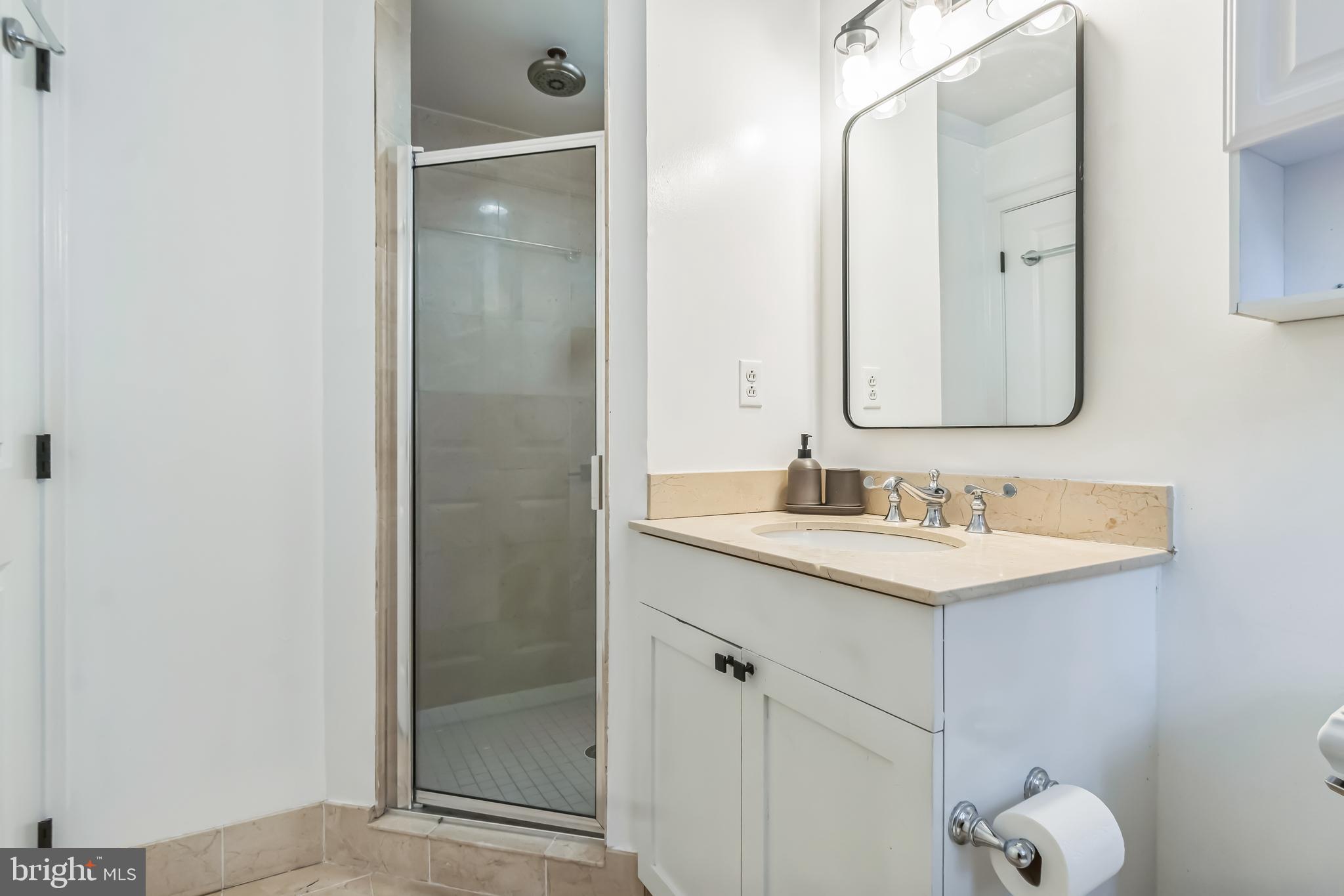 1750 16th Street Northwest, Unit 13 Washington, DC 20009 - Photo 20 of 23