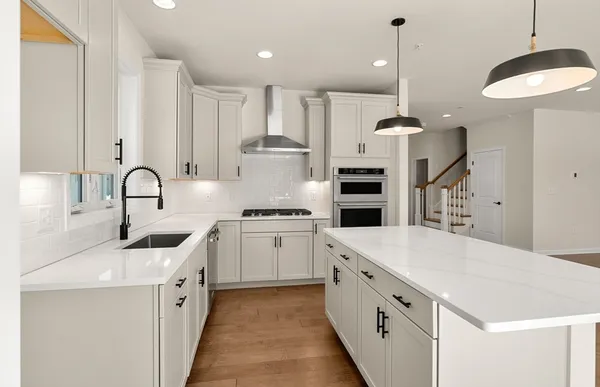 $1,300,468 | 6 Mason Way, Unit 63, Woburn, MA 01801