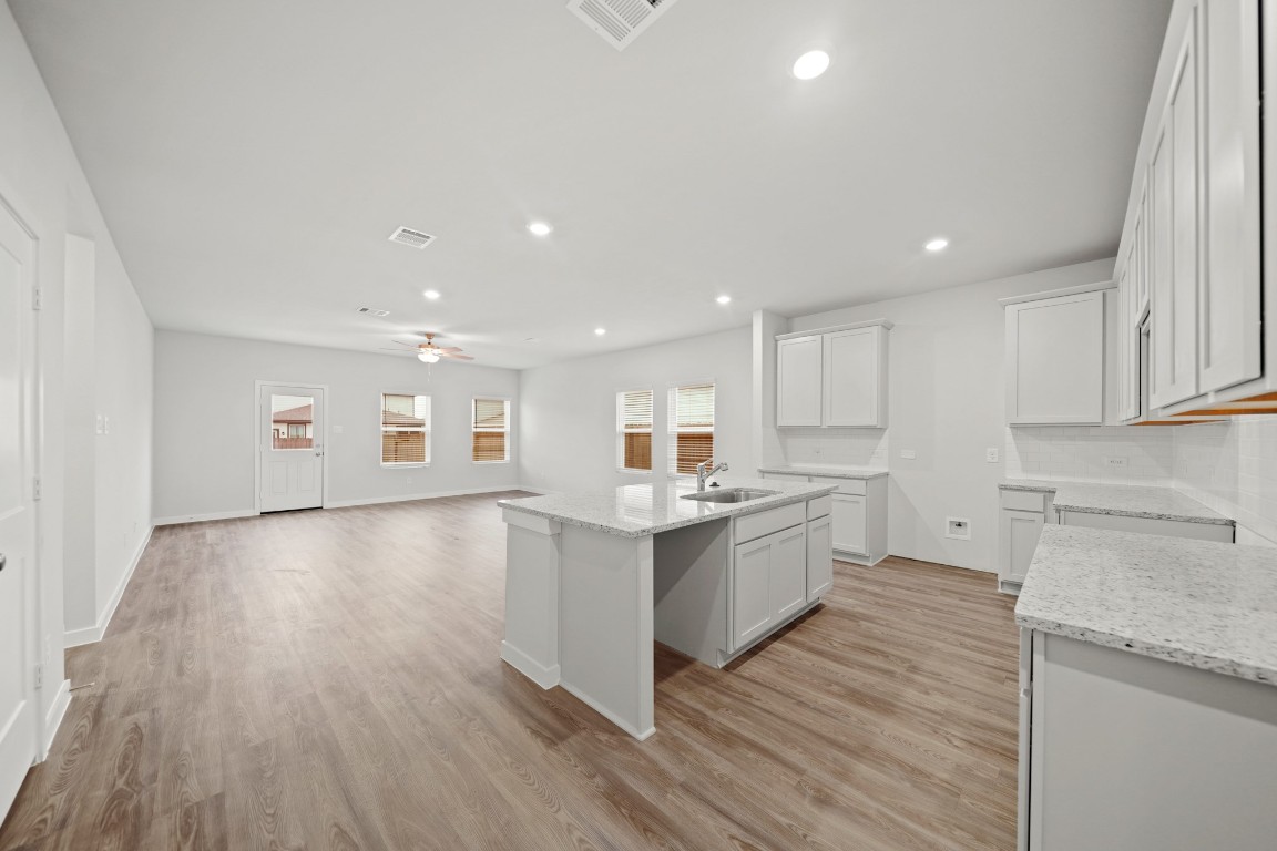 1609 Elm Place Angleton, TX 77515 - Photo 9 of 21 Representative Photo