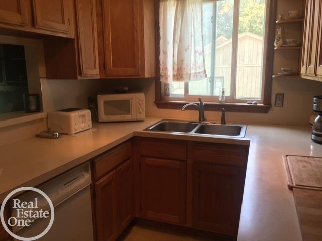 4416 Taft Road Algonac, MI 48001 - Photo 22 of 34 50024845-21.JPG