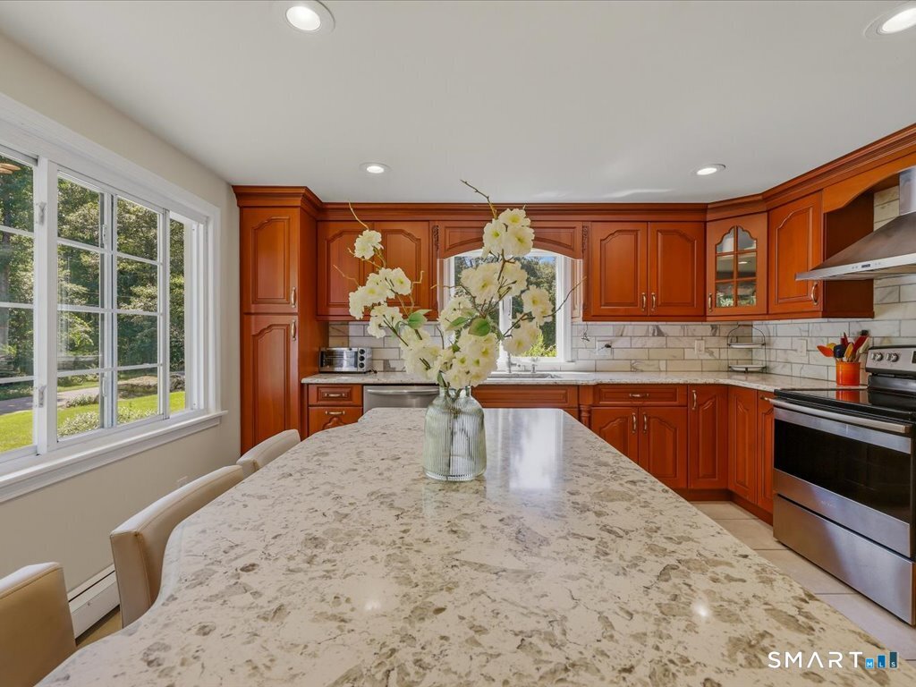 191 Stanavage Road Colchester, CT 06415 - Photo 10 of 39