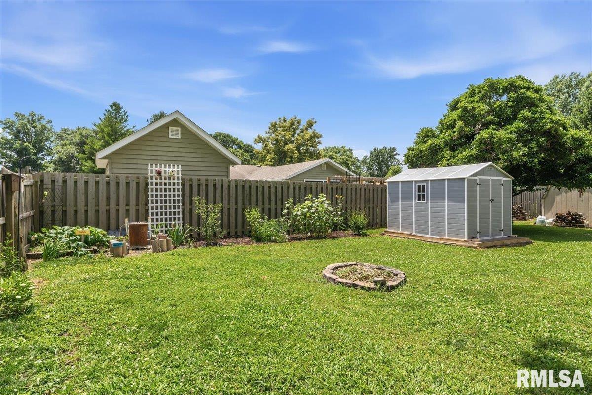 31 Twilight Lane Springfield, IL 62712 - Photo 39 of 43