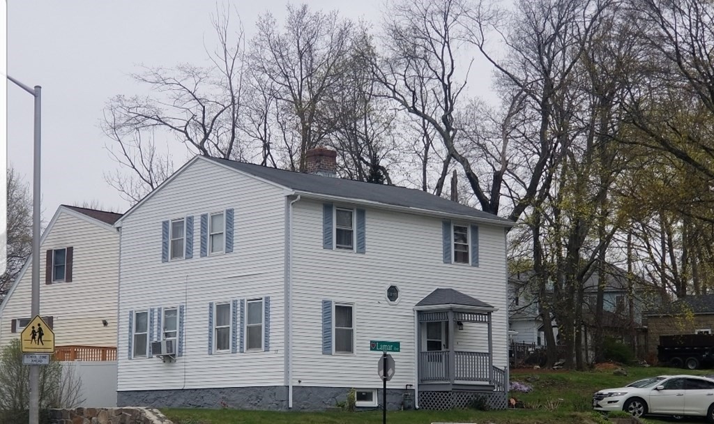 93 Massasoit Road Worcester, MA 01604 - Photo 1 of 40 Gallery Image 1