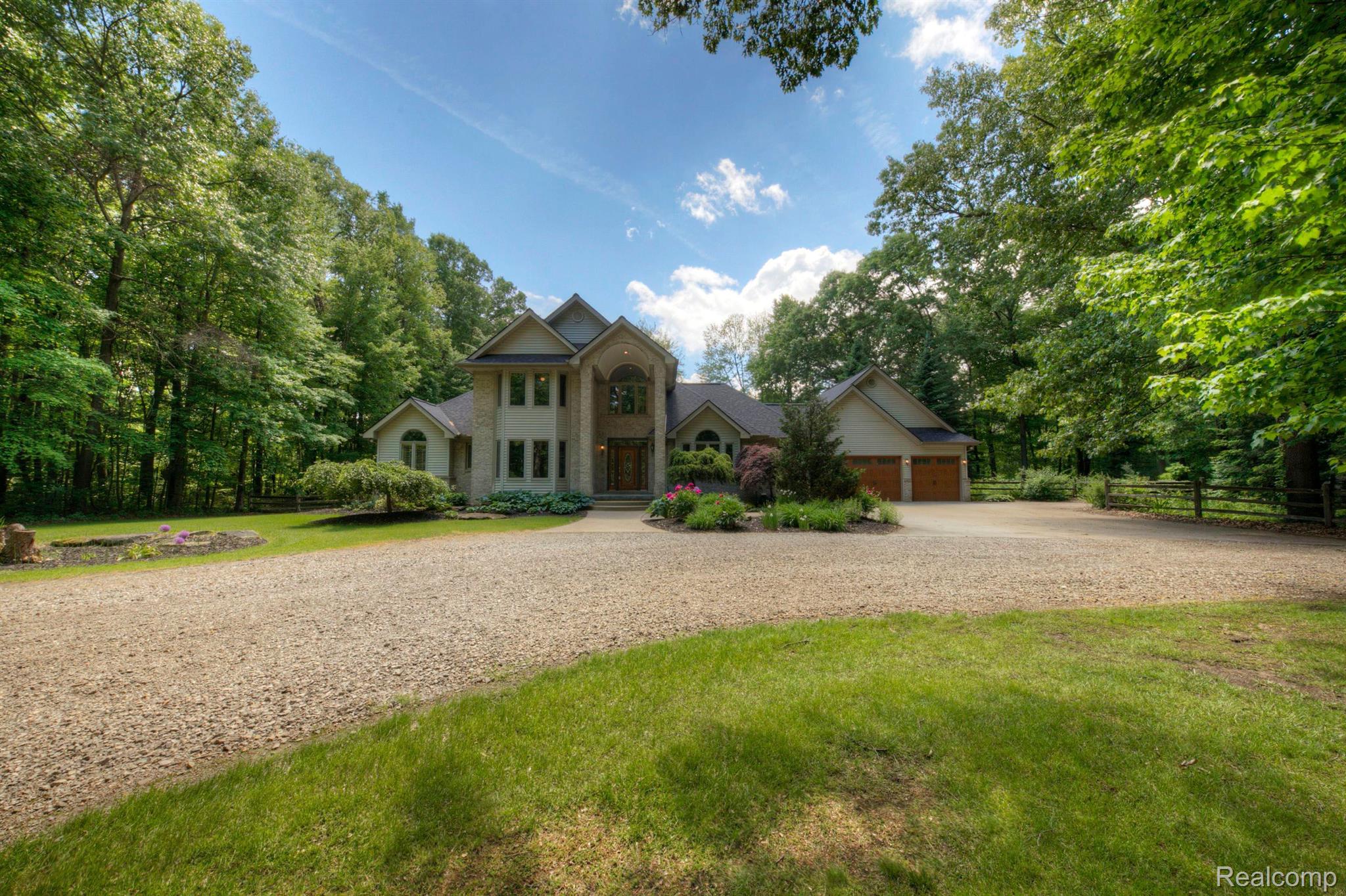 10121 Allen Road Clarkston, MI 48348 - Photo 67 of 95 Gallery Image 67