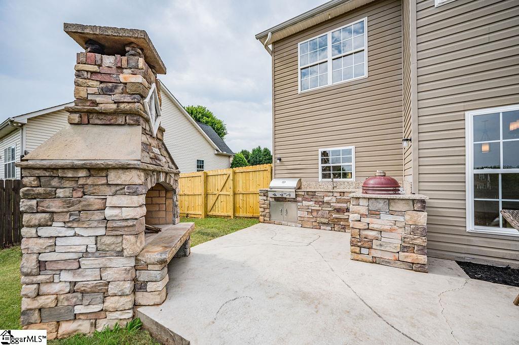 914 Rubble Court Boiling Springs, SC 29316 - Photo 31 of 35