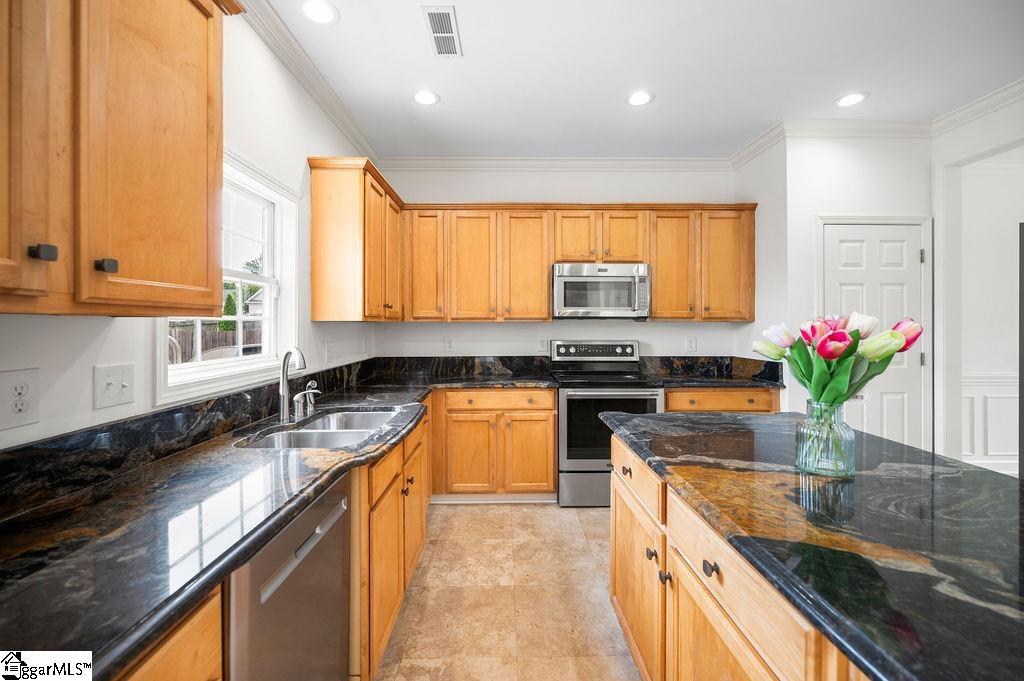 914 Rubble Court Boiling Springs, SC 29316 - Photo 10 of 35