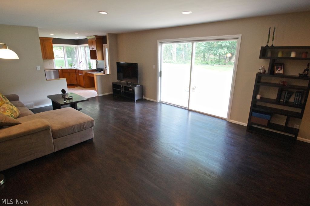 29349 Bryce Road Cleveland, OH 44124 - Photo 16 of 25