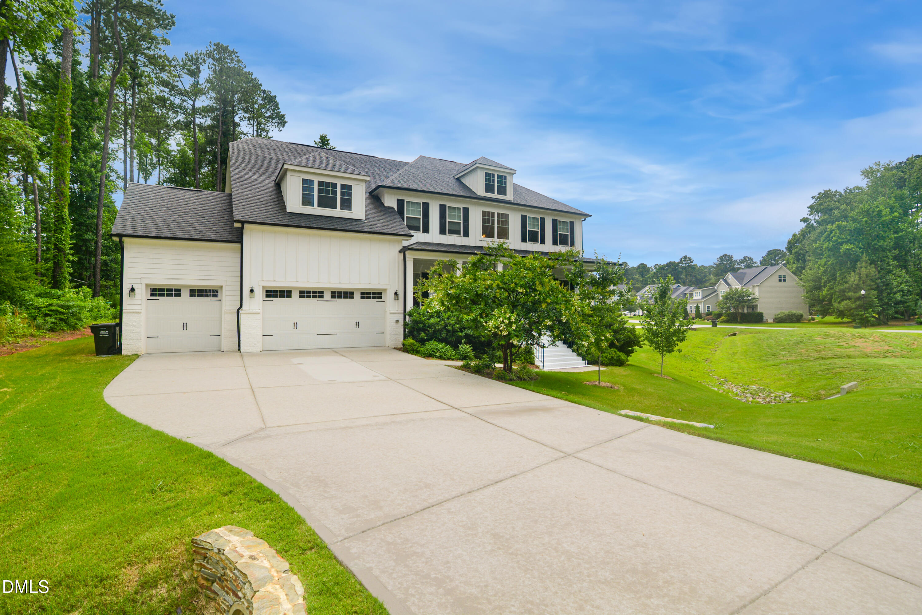 1529 Meadows Bank Way Raleigh, NC 27603 - Photo 2 of 37 02