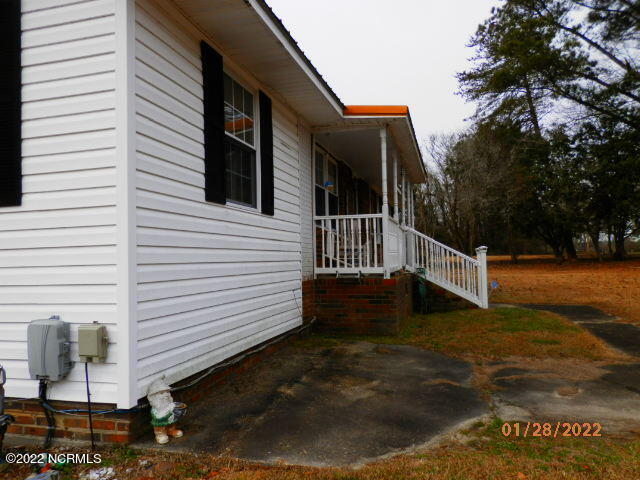 6984 Silver Spoon Road Clarkton, NC 28433 - Photo 18 of 32 6984 1-28r