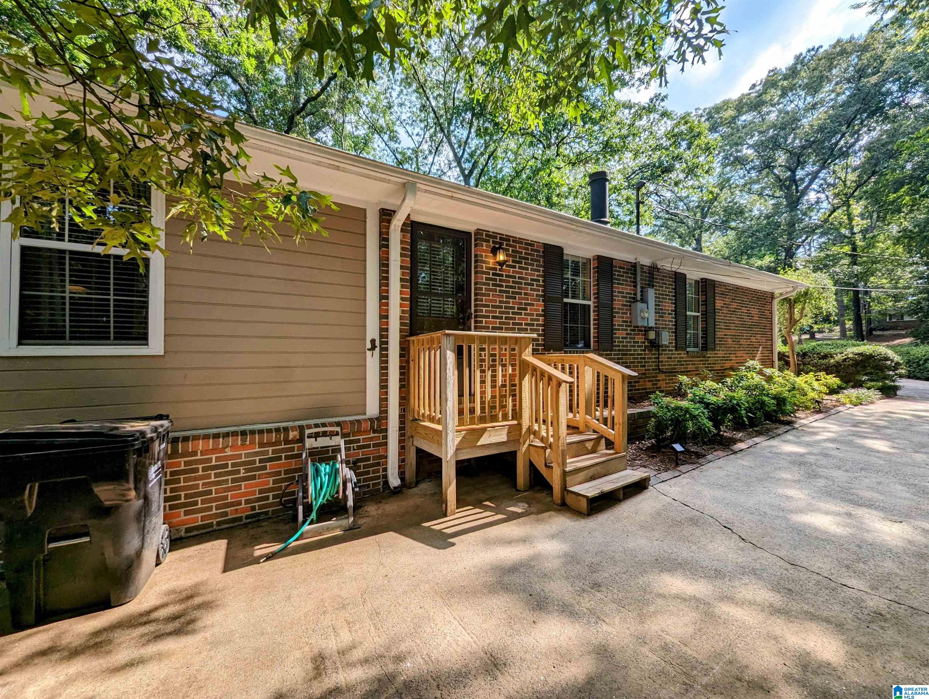 5427 Shady Grove Road Mount Olive, AL 35117 - Photo 2 of 27