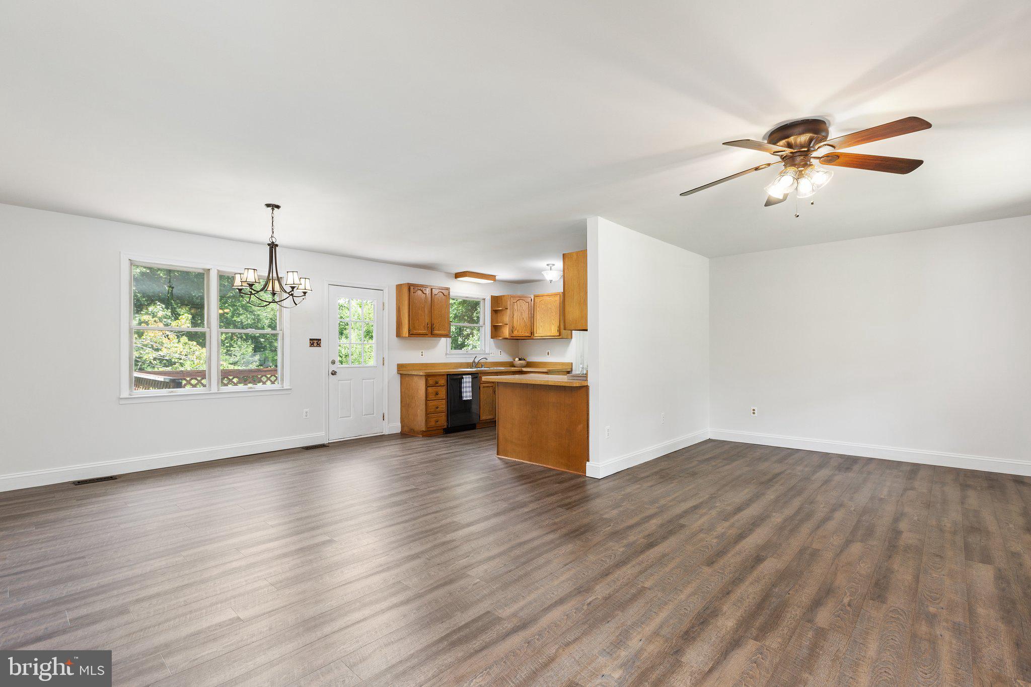 111 Truslow Road Fredericksburg, VA 22405 - Photo 12 of 58 Gallery Image 12