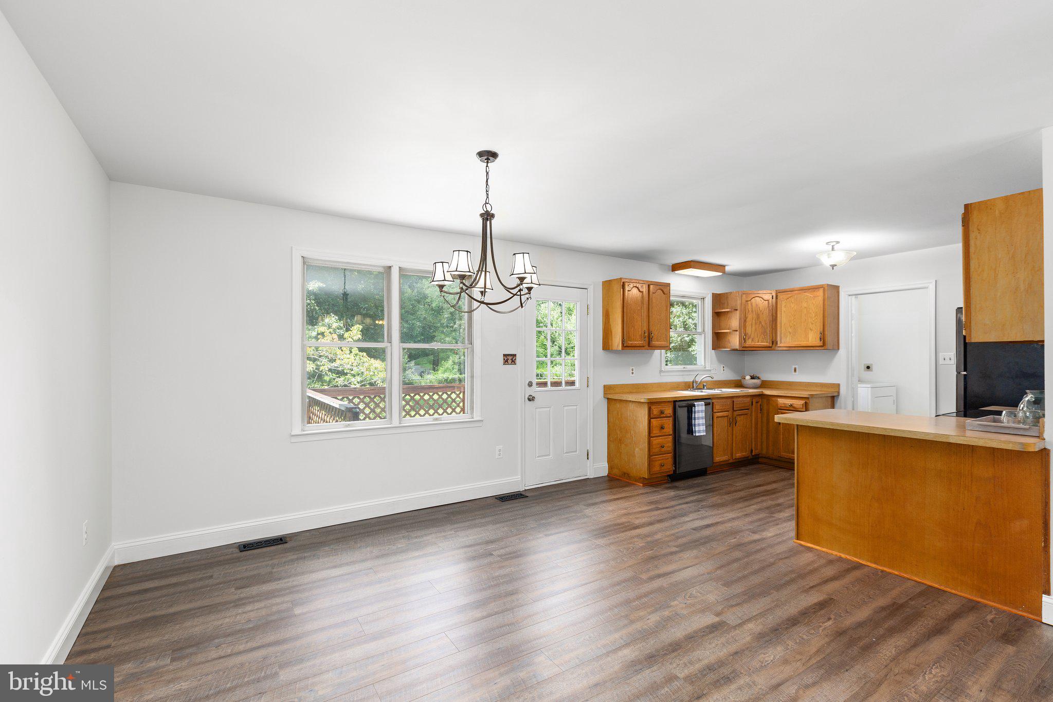 111 Truslow Road Fredericksburg, VA 22405 - Photo 13 of 58 Dining Area off Kitchen