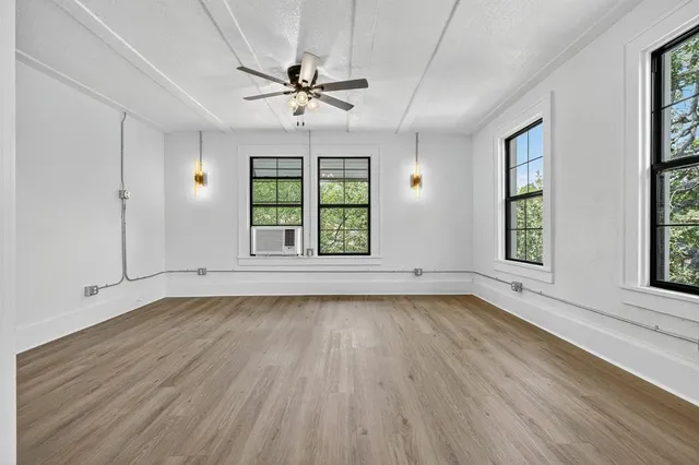 $1,750 | 513 Northwest 6th Street, Unit 4, Mineral Wells, TX 76067