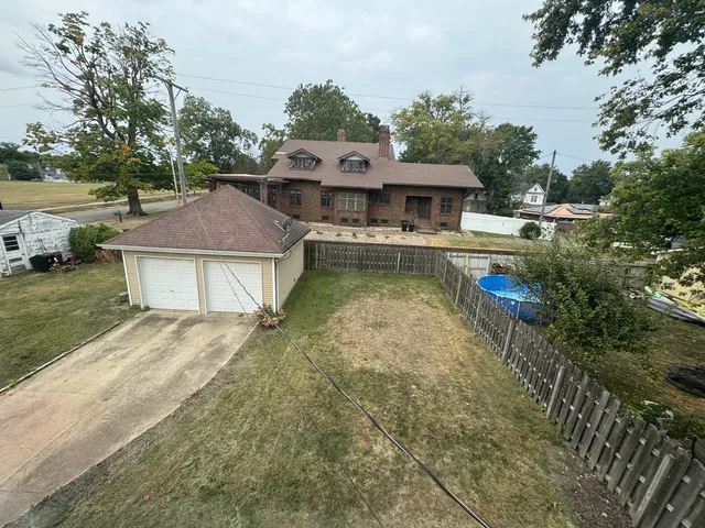 $214,900 | 505 North Center Street, Clinton, IL 61727