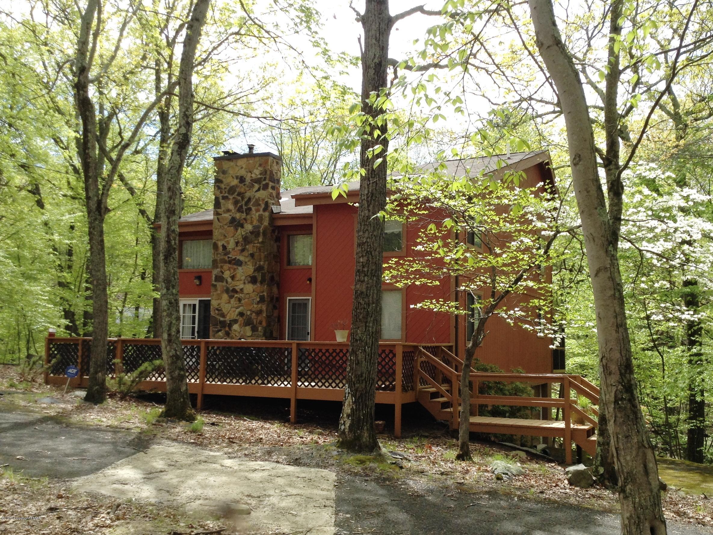 182 Edinburgh Road Bushkill, PA 18324 - Photo 29 of 41 front