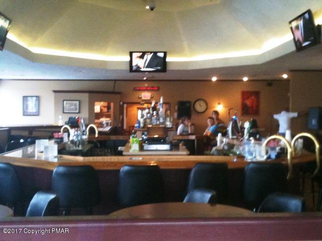 182 Edinburgh Road Bushkill, PA 18324 - Photo 33 of 41 Bar at the Top