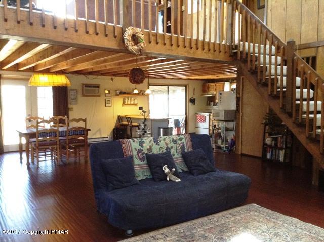 182 Edinburgh Road Bushkill, PA 18324 - Photo 40 of 41 open floor plan
