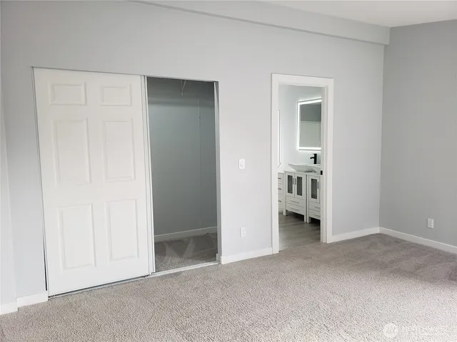 $230,000 | 1953 Pine Cone Avenue, Unit 106, Enumclaw, WA 98022