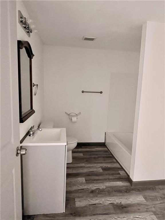 405 East 3rd Street Erie, KS 66733 - Photo 11 of 16