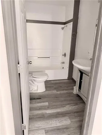 $74,000 | 405 East 3rd Street, Erie, KS 66733