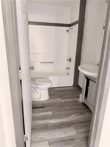 $84,900 | 405 East 3rd Street, Erie, KS 66733