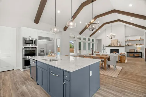 $1,085,000 | 403 Travelers Terrace, Argyle, TX 76226