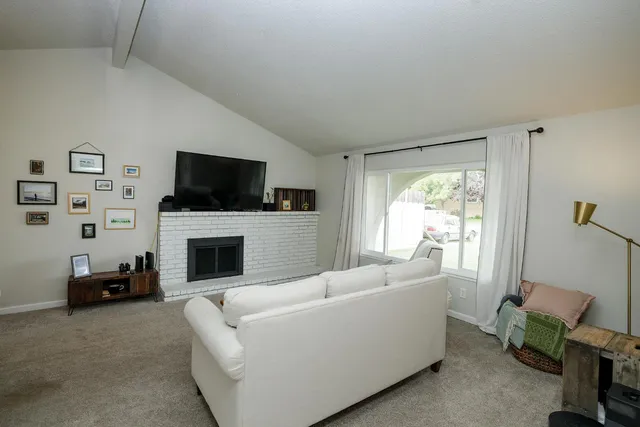 $500,000 | 330 Wiley Court, Turlock, CA 95382