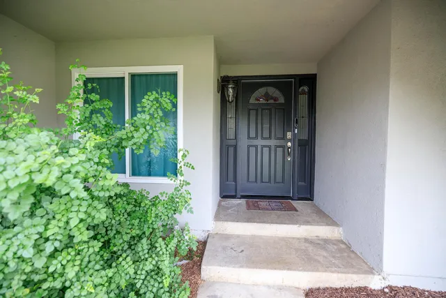 $500,000 | 330 Wiley Court, Turlock, CA 95382