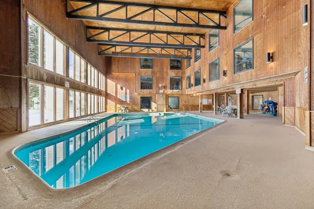 $158,000 | 130 Demont Avenue, Unit 142, Little Canada, MN 55117