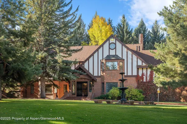 $10,000,000 | 225 South Oak Way, Glenwood Springs, CO 81601