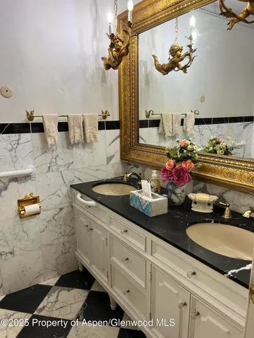 $10,000,000 | 225 South Oak Way, Glenwood Springs, CO 81601