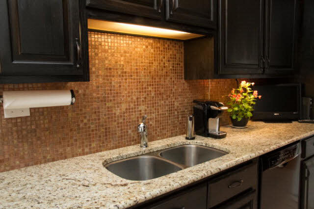 9880 Merritt Court Fairhope, AL 36532 - Photo 8 of 26 Custom backsplash