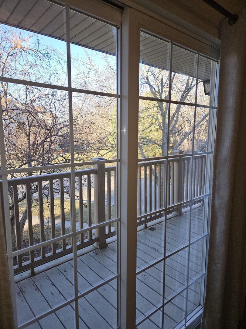 1435 Spring Brook Court, Unit 2B Round Lake Beach, IL 60073 - Photo 8 of 21