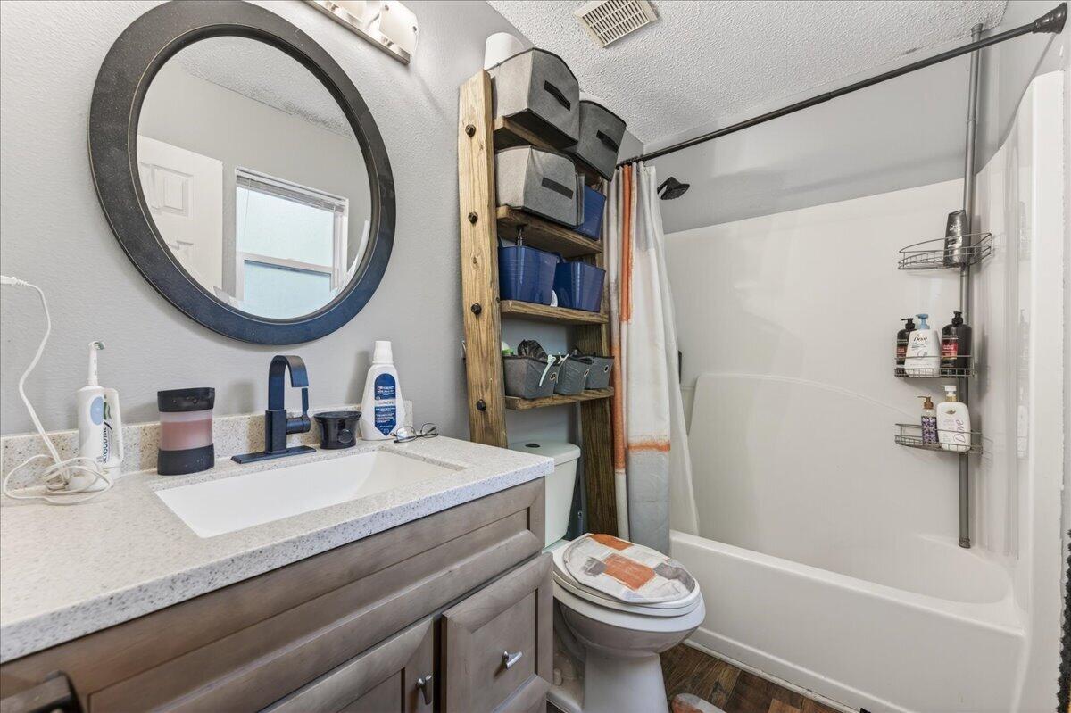 5529 Rainbow Lane Crestview, FL 32539 - Photo 14 of 29 16-5529 Rainbow Ln-Crestview-16