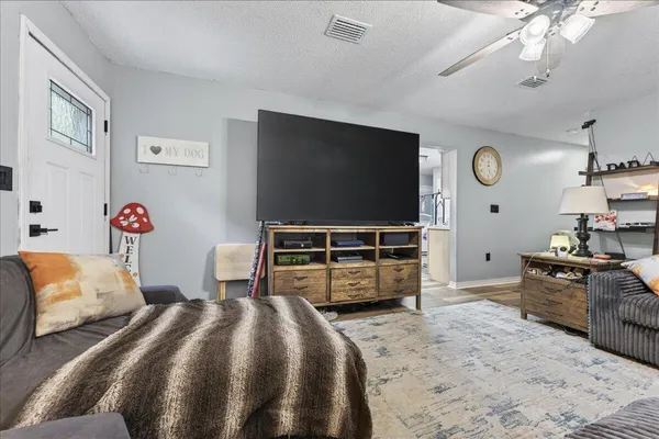 $275,000 | 5529 Rainbow Lane, Crestview, FL 32539