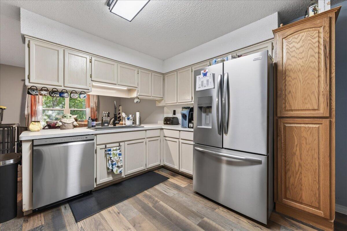 5529 Rainbow Lane Crestview, FL 32539 - Photo 7 of 29 08-5529 Rainbow Ln-Crestview-8