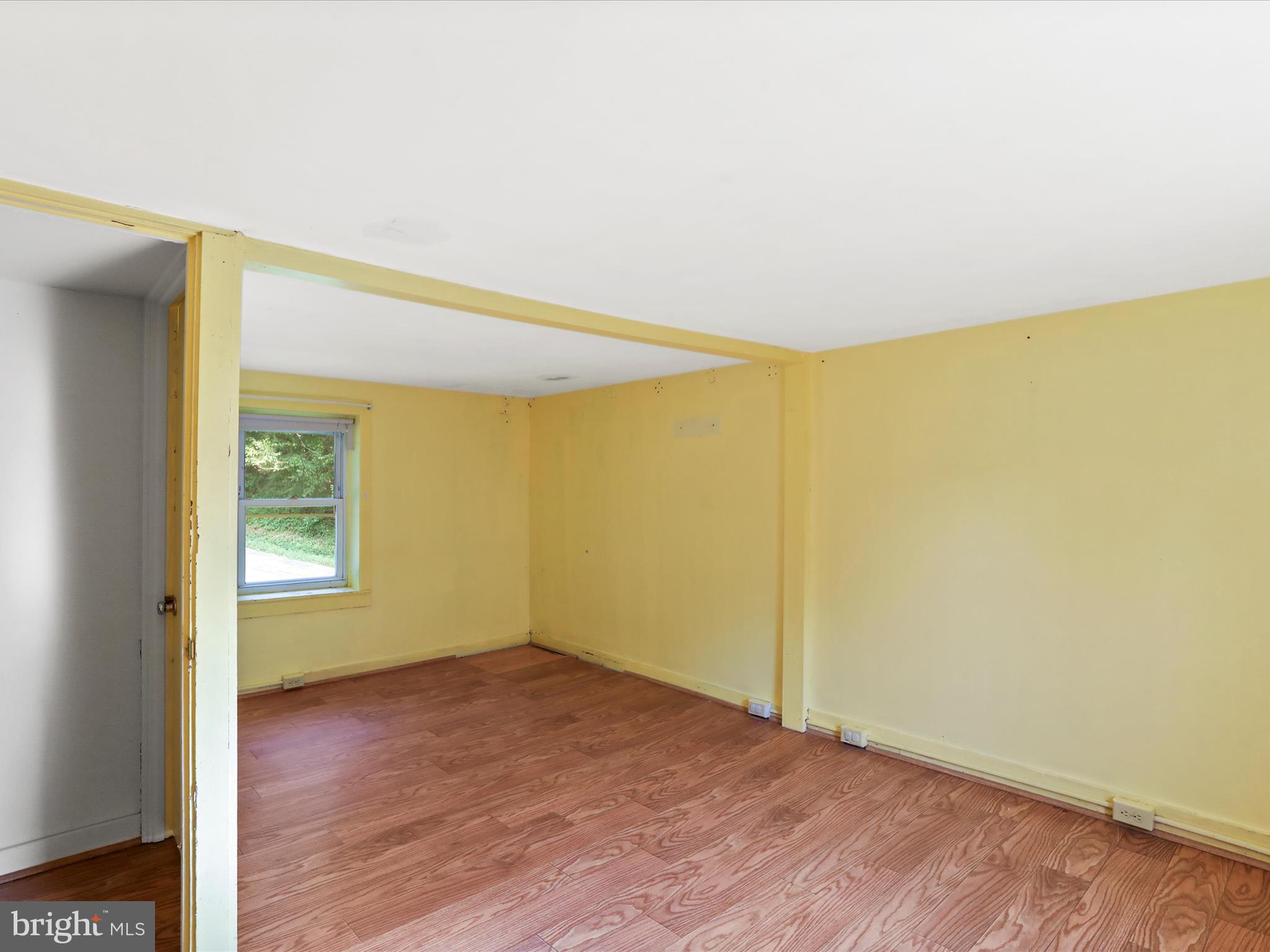 11856 Nicholson Road Keymar, MD 21757 - Photo 19 of 31 an empty room with windows