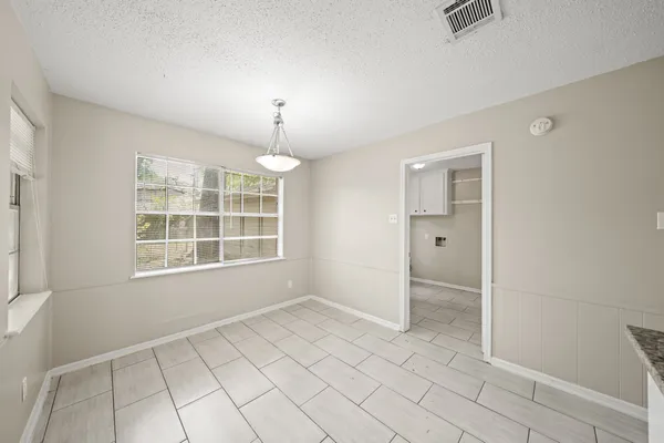 $2,075 | 1123 Marne Lane, Houston, TX 77090