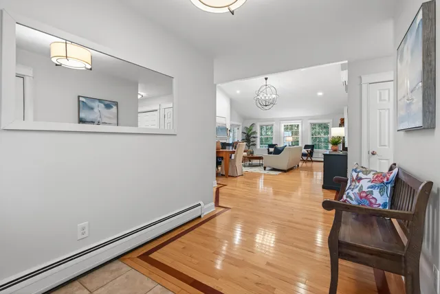 $717,900 | 24 York Ledge Drive, Unit 24, Cumberland, ME 04110