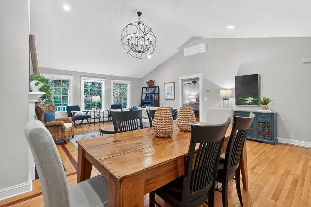 $717,900 | 24 York Ledge Drive, Unit 24, Cumberland, ME 04110