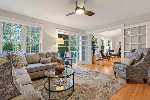 $717,900 | 24 York Ledge Drive, Unit 24, Cumberland, ME 04110